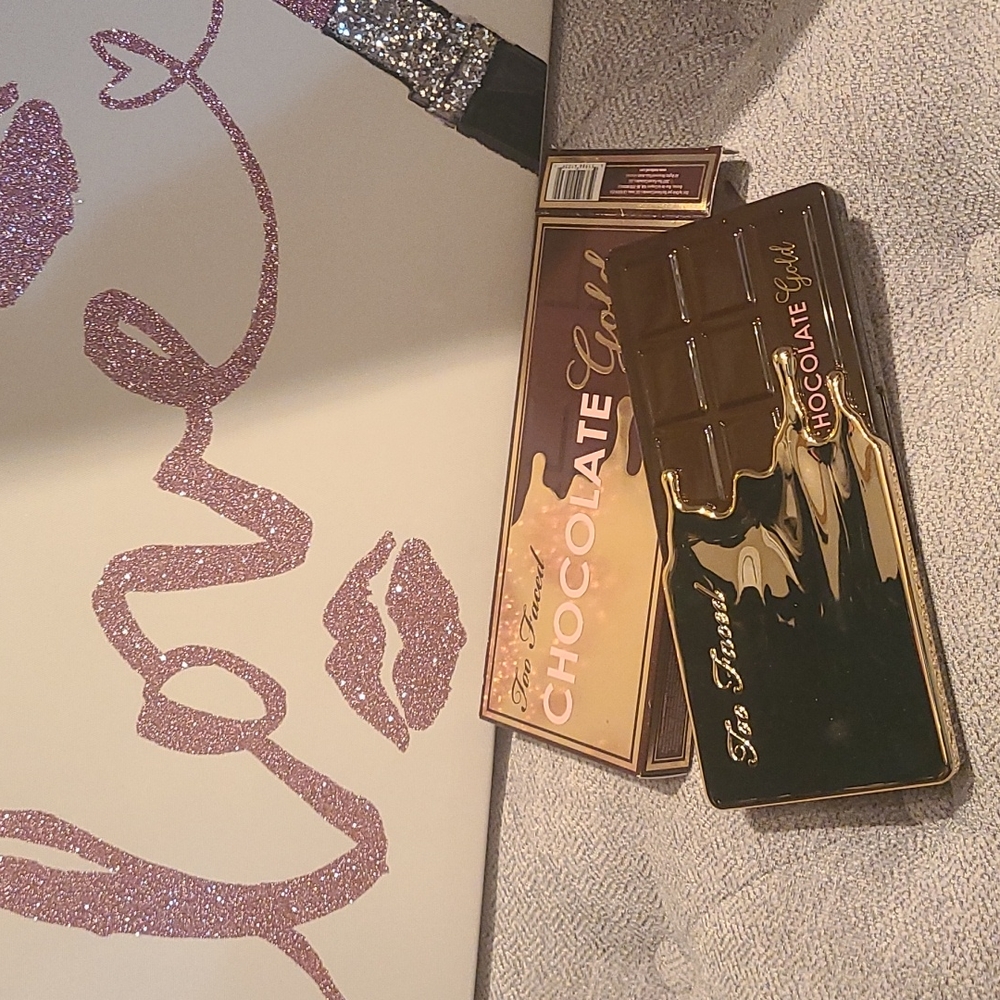 TOO FACED CHOCOLATE BAR